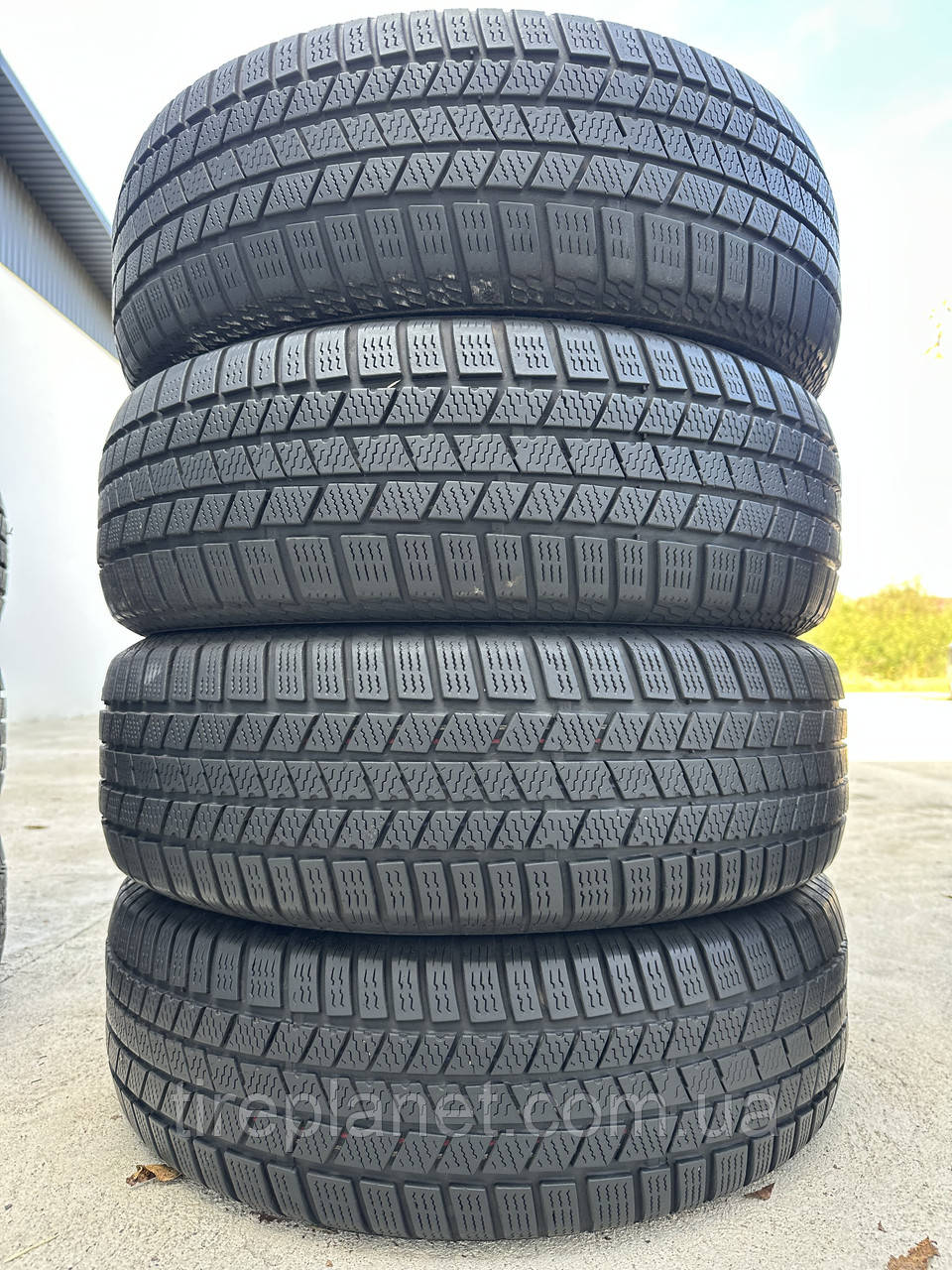 215/65/16 98H Continental Cross Contact Winter