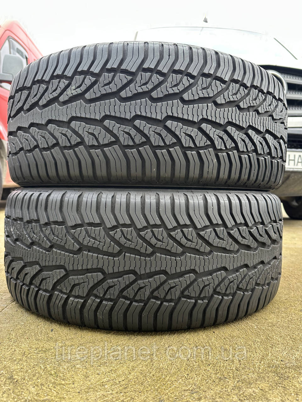 235/50/18 101V XL Uniroyal All Season Expert 2