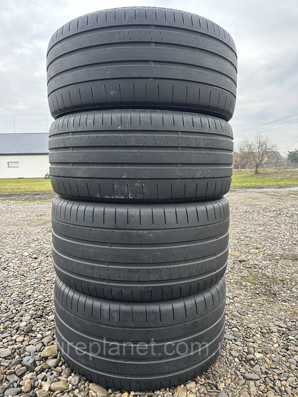 325/35/22 114Y XL 285/40/22 110Y XL Yokohama Advan Sport V107