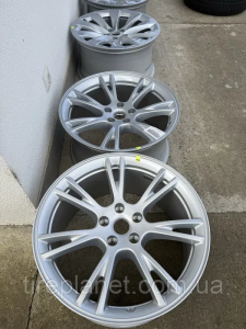 Диски 19 5.114,3 ЕТ45 9,5jx19H2 Tesla Model Y розпаровки одинички